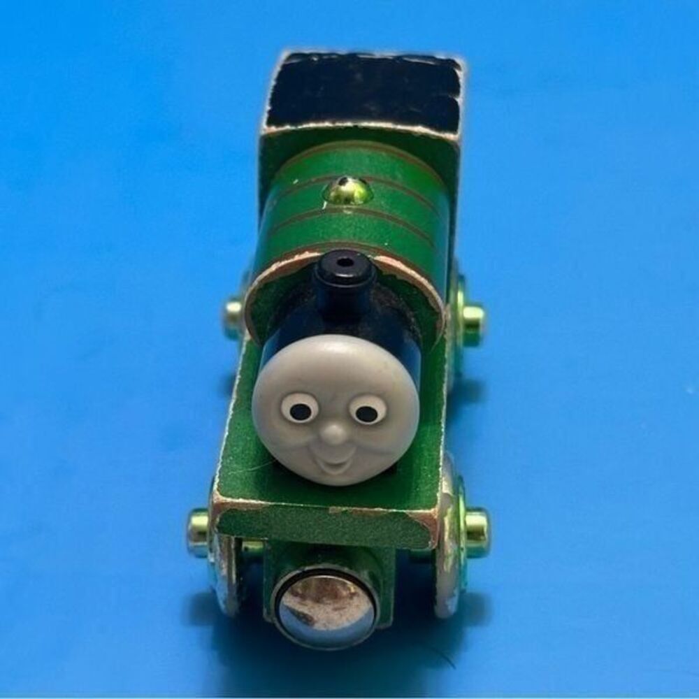 Thomas & Friends Wooden Railway Percy Metallic Train - Picture 6 of 6